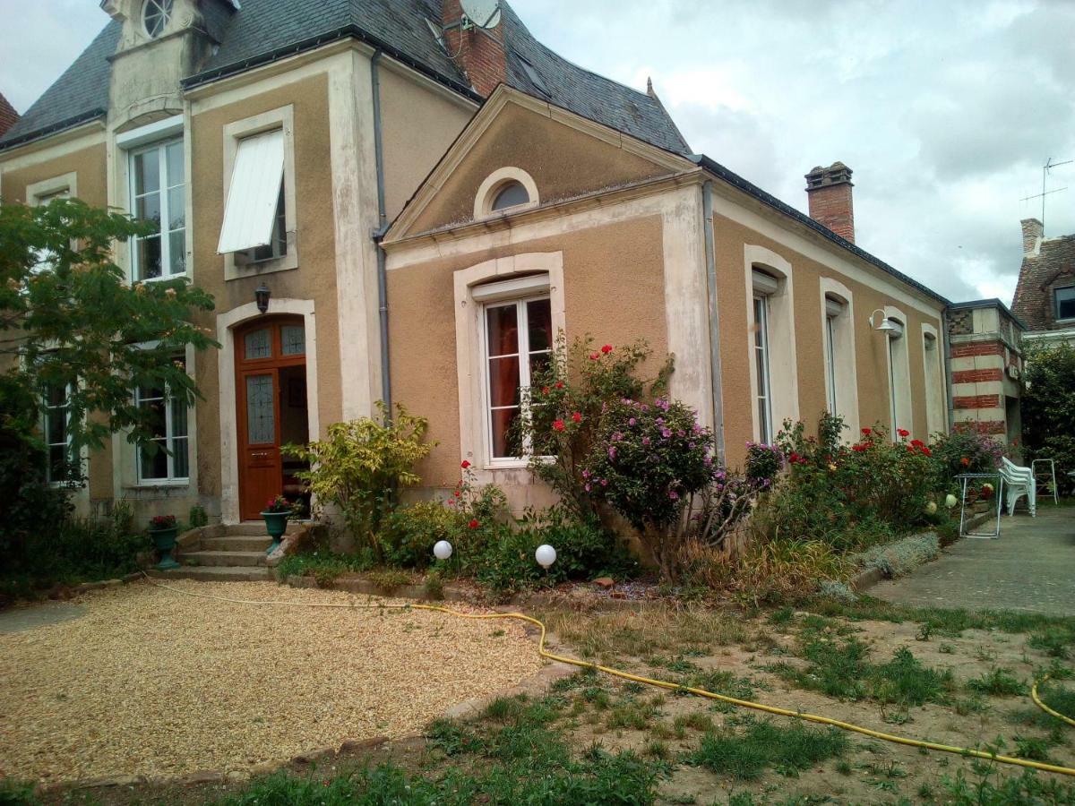 La Roseraie Beaumont-sur-Sarthe Exterior photo